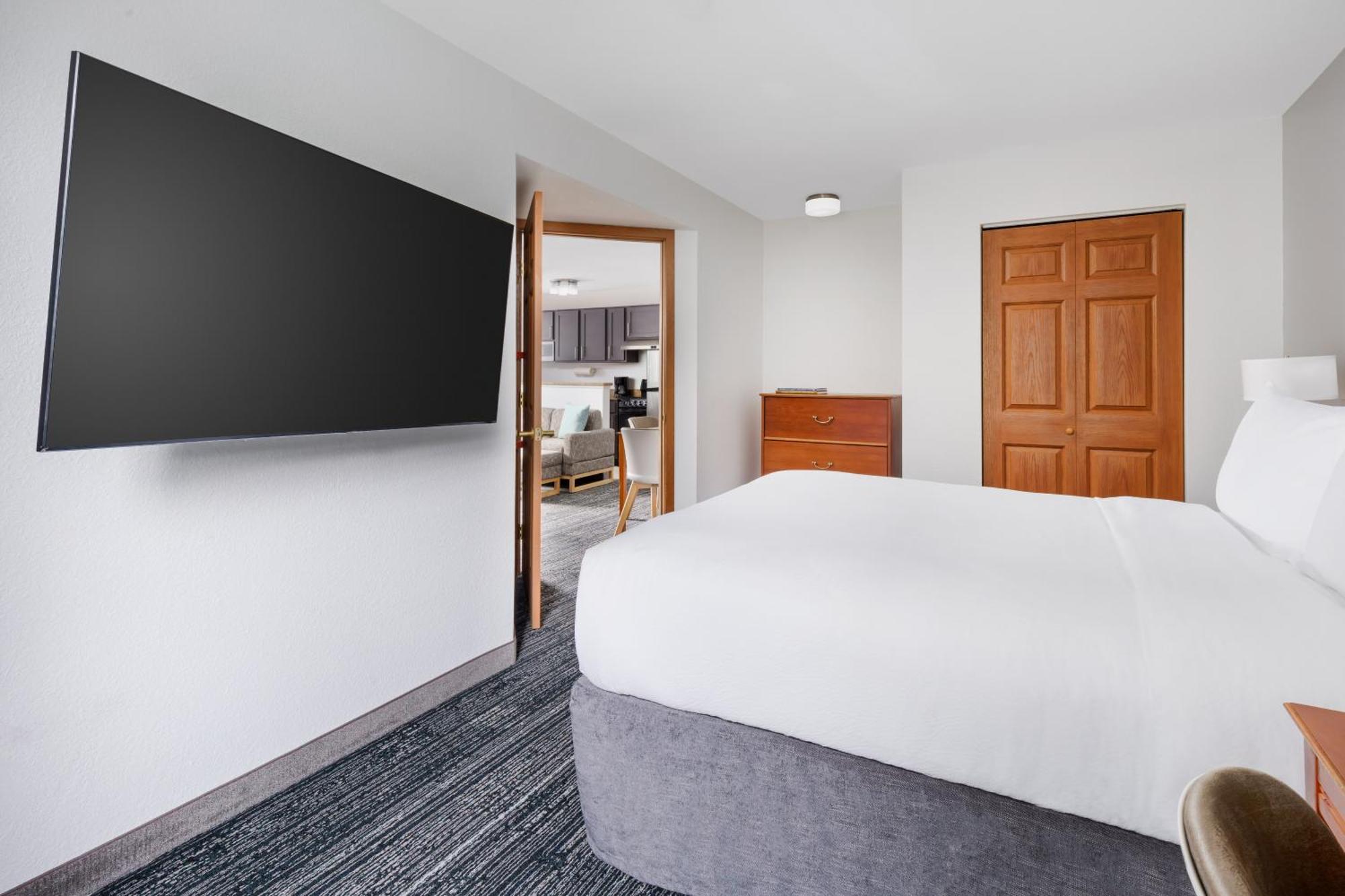 Towneplace Suites Philadelphia Хоршем Экстерьер фото